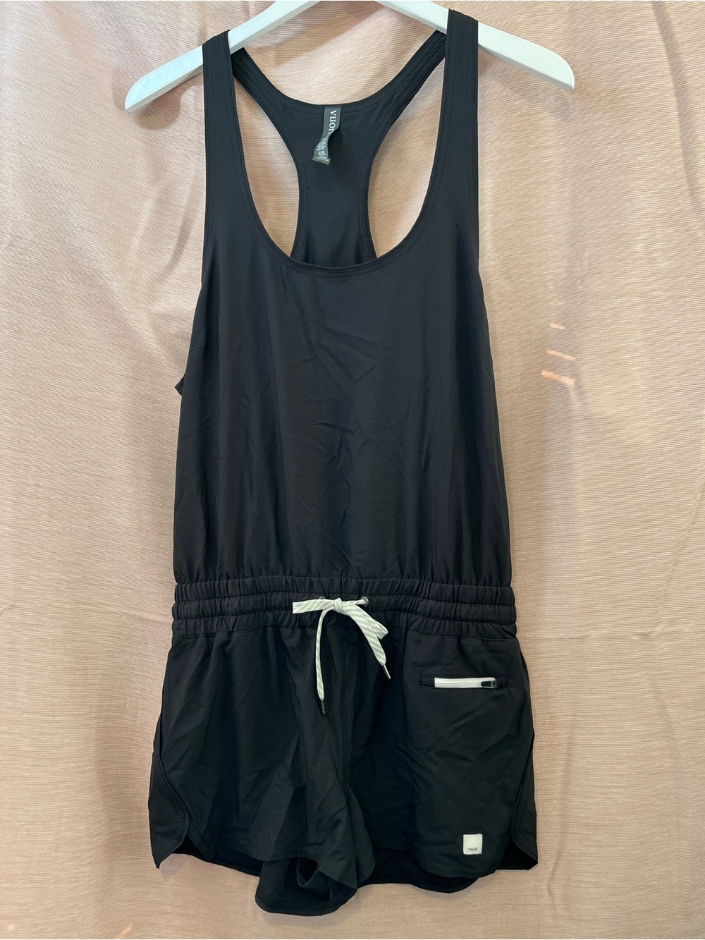 Vuori Clementine Romper Black Size Medium